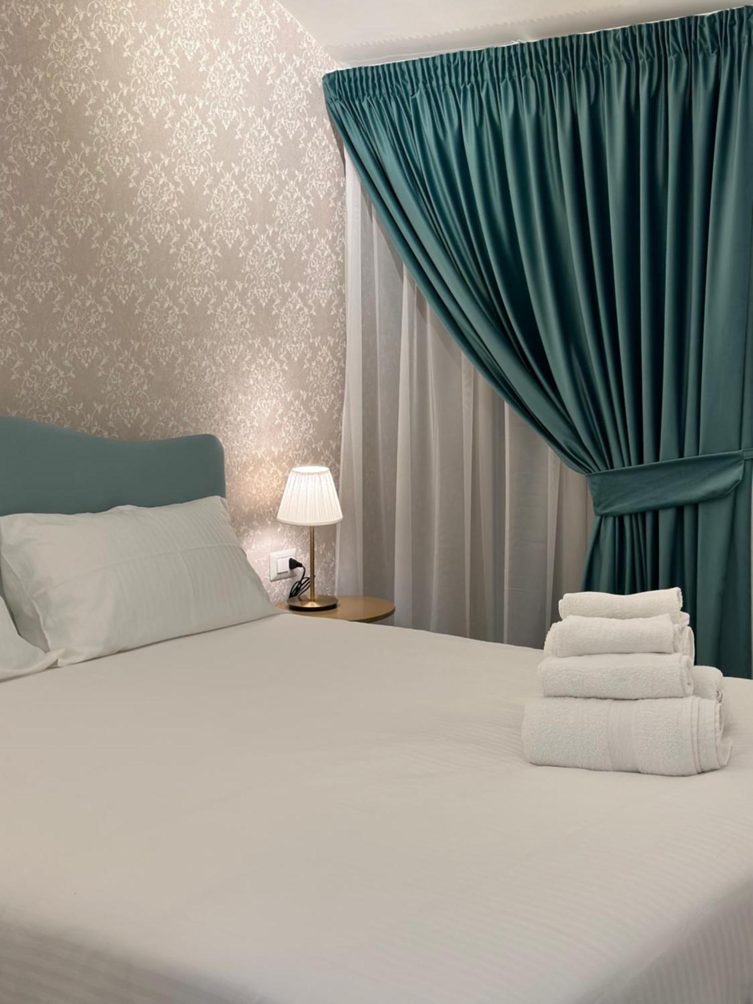 I 5 Partenopei Naples Luaran gambar